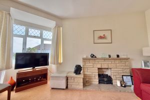 Lounge- click for photo gallery